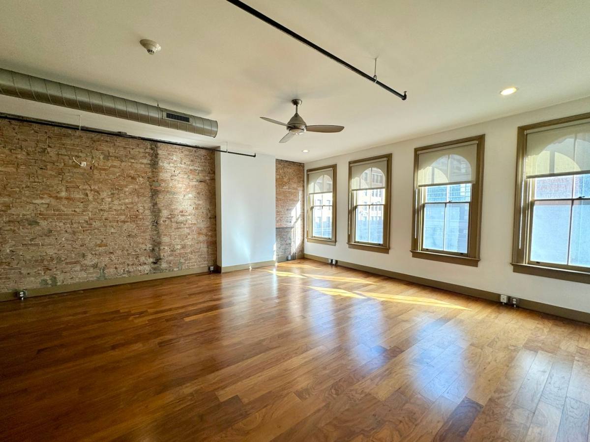 Apartment for rent at 641 Walnut St, Cincinnati, OH 45202