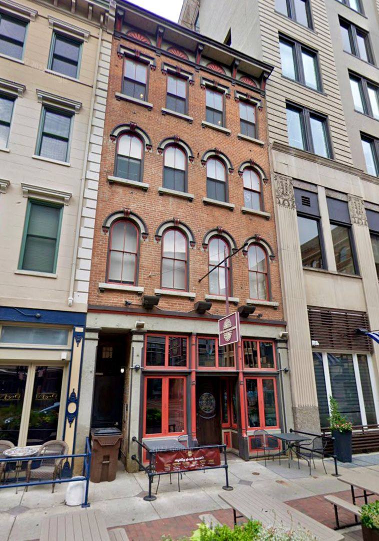 Apartment for rent at 641 Walnut St, Cincinnati, OH 45202
