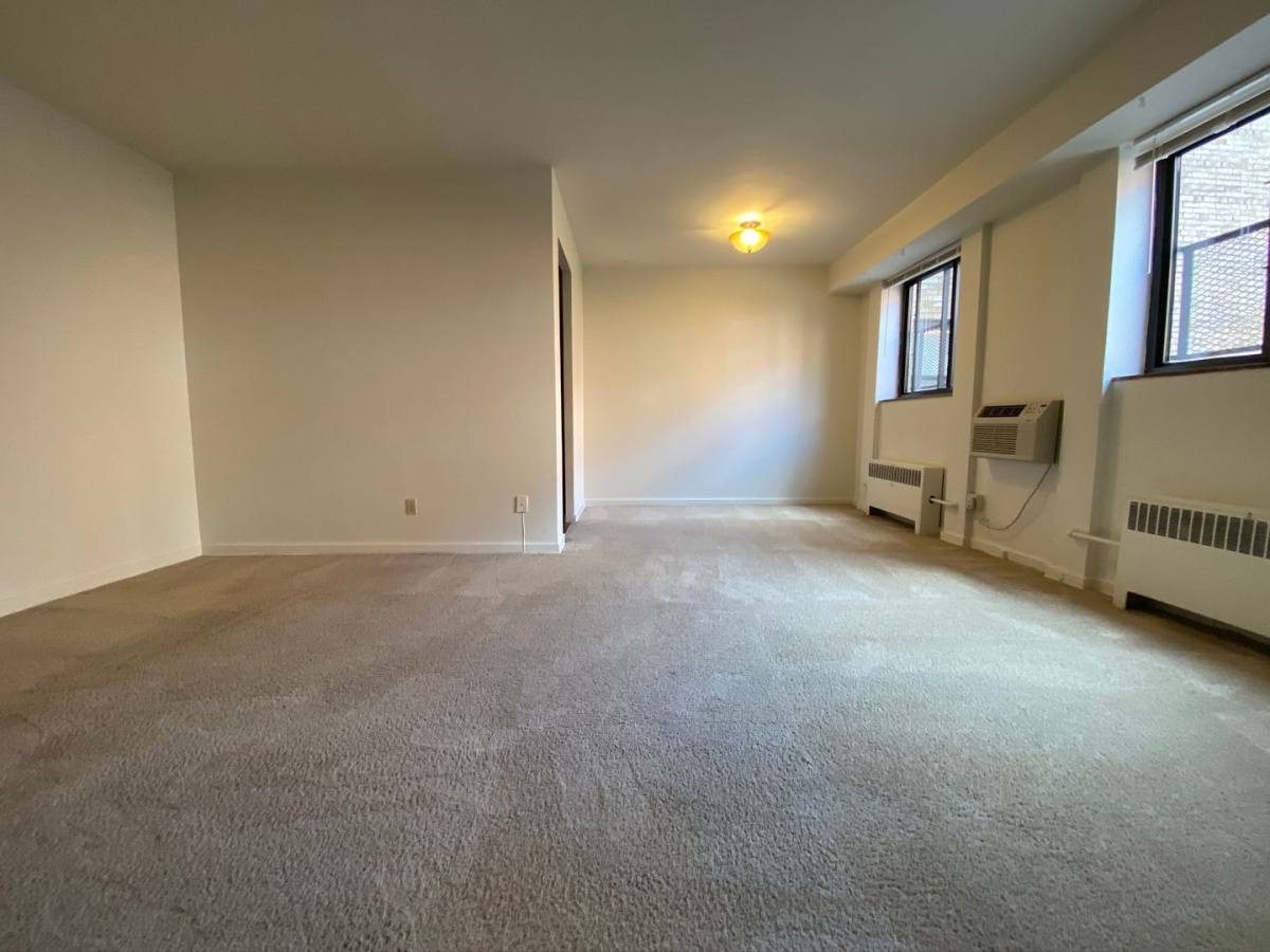 Apartment for rent at 5320 Fifth Ave, Pittsburgh, PA 15232