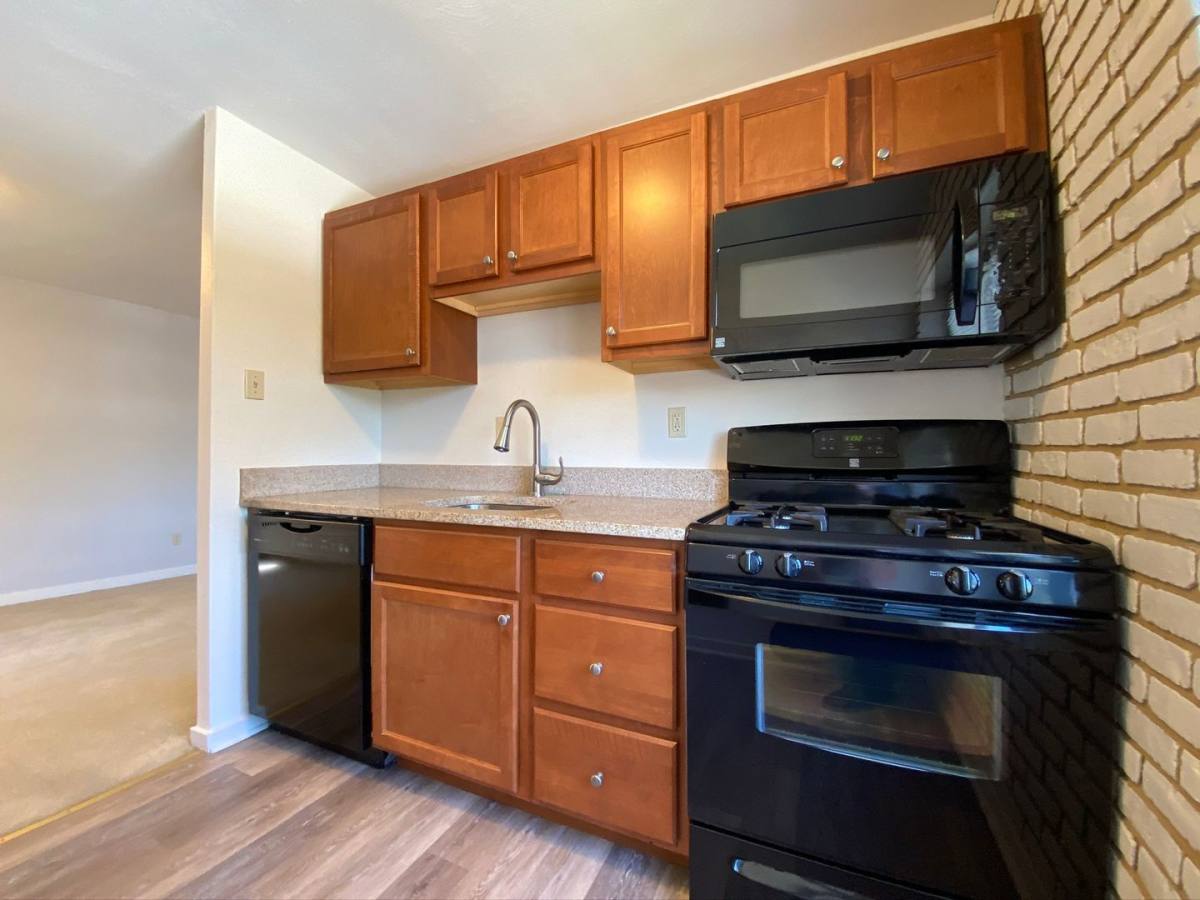 Apartment for rent at 5320 Fifth Ave, Pittsburgh, PA 15232