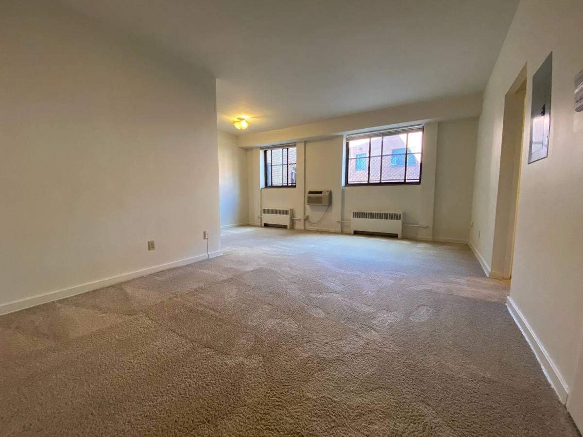Apartment for rent at 5320 Fifth Ave, Pittsburgh, PA 15232