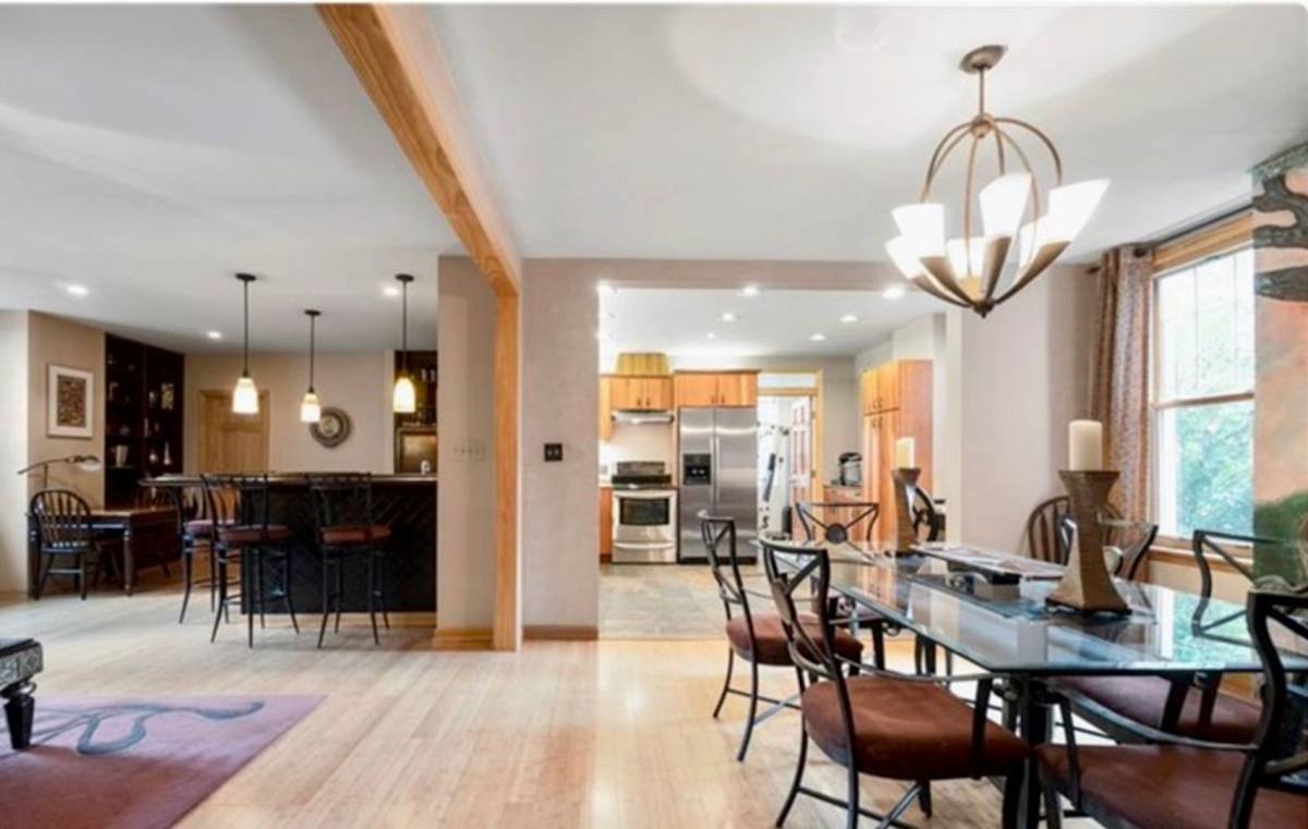 Apartment for rent at 5508 Kentucky Ave, Pittsburgh, PA 15232