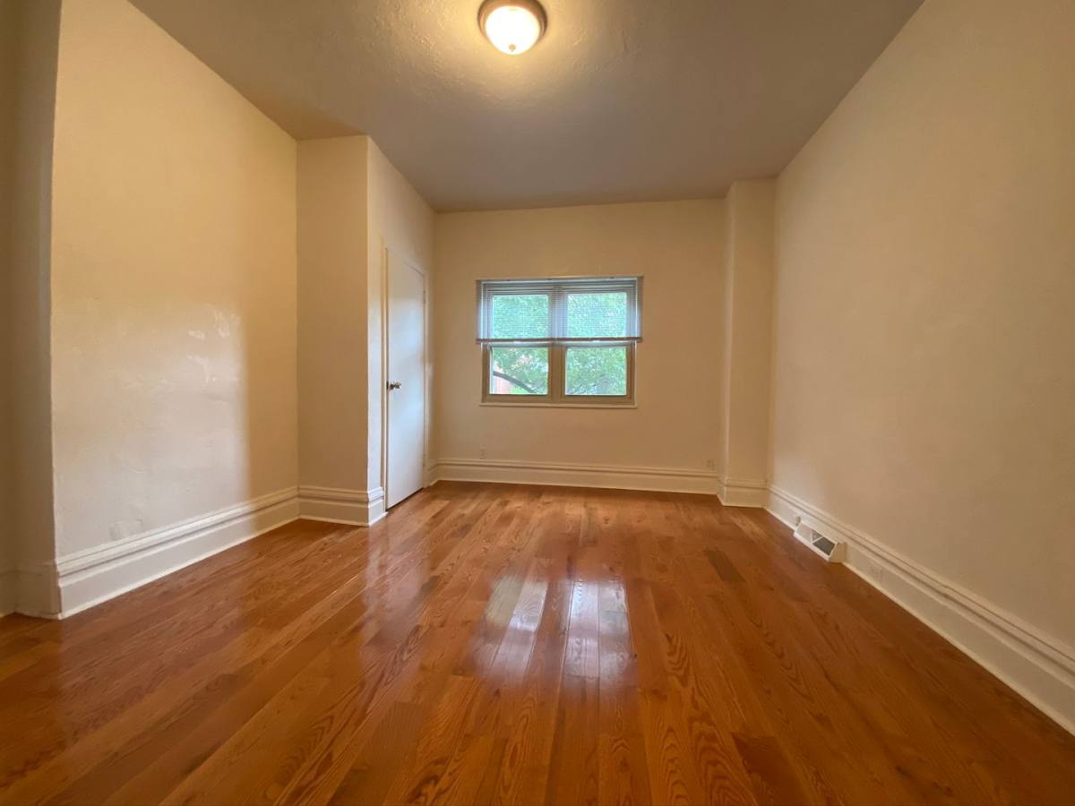 Apartment for rent at 709 Bellefonte St, Pittsburgh, PA 15232