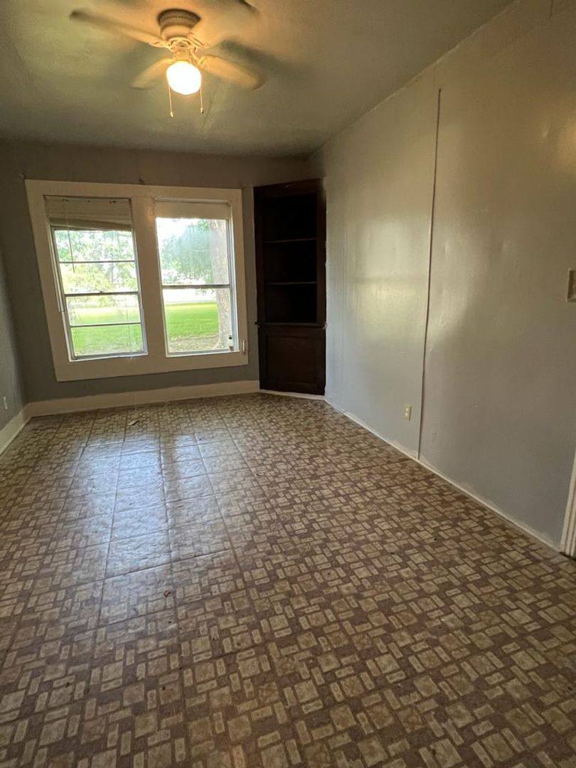 House for rent at 3960HARDING Dr, Beaumont, TX 77703