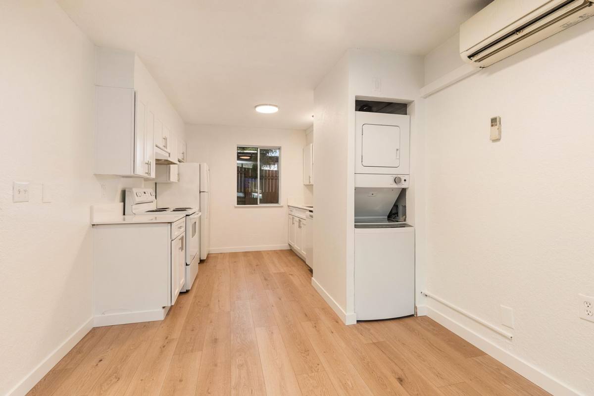 10500 51st Ave S, Seattle, WA 98178 - Apartment For Rent - Image 5