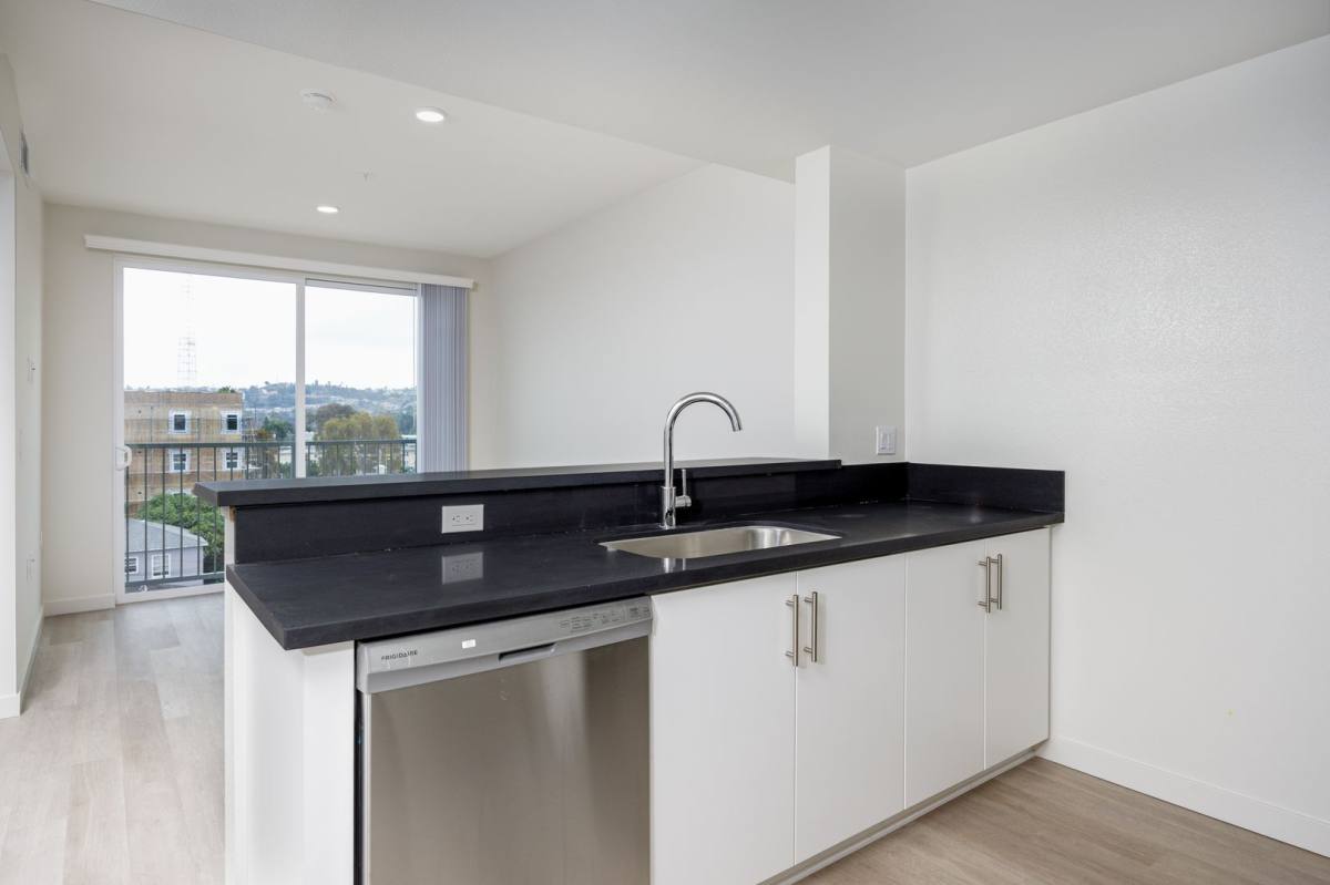 Apartment for rent at 3533 Chesapeake Ave, Los Angeles, CA 90016