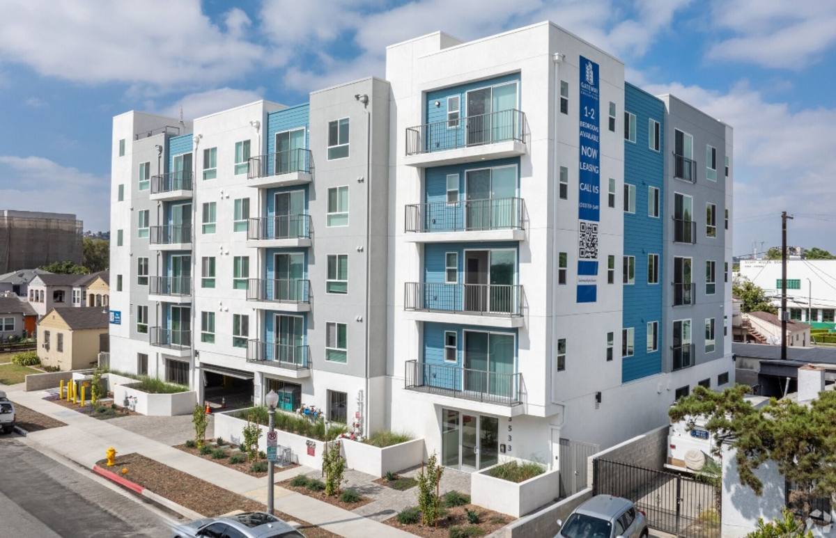 Apartment for rent at 3533 Chesapeake Ave, Los Angeles, CA 90016