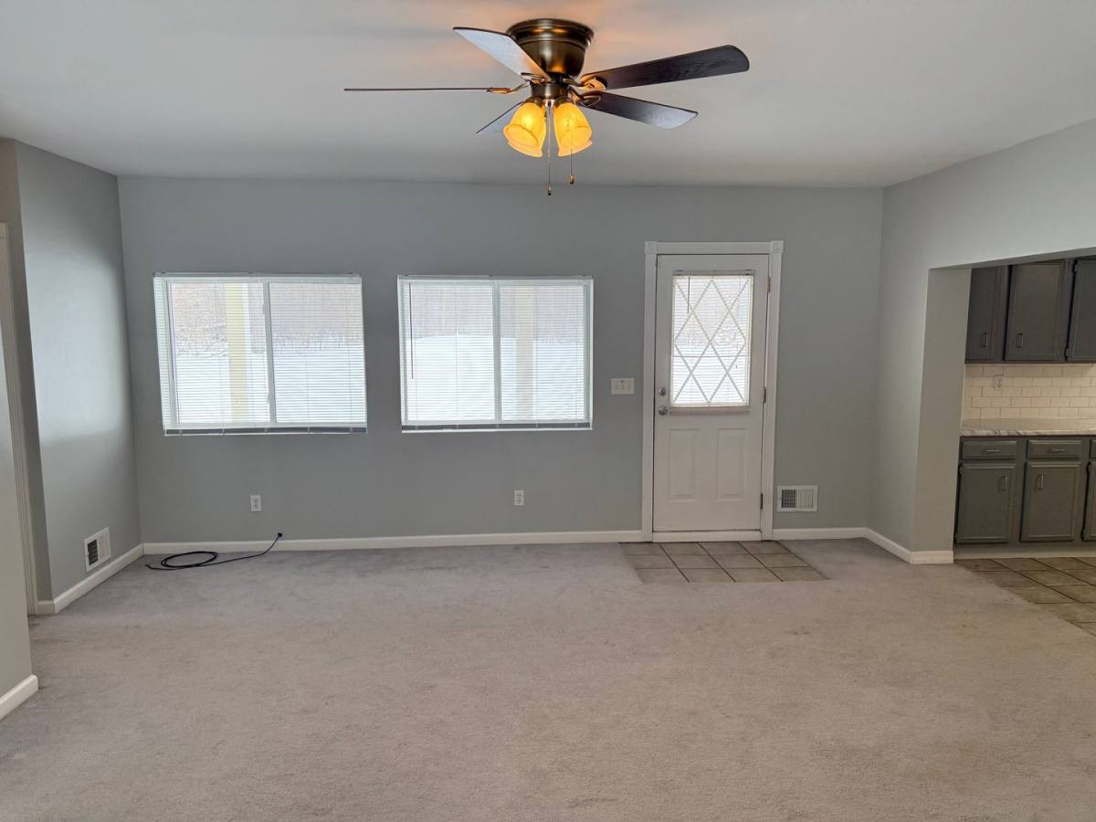 Apartment for rent at 10016 10020 Austin Rd, Jackson, MI 49201
