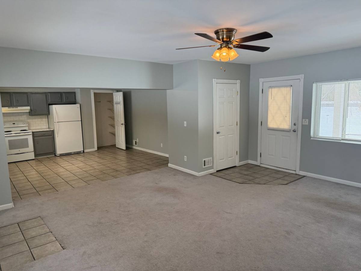 Apartment for rent at 10016 10020 Austin Rd, Jackson, MI 49201
