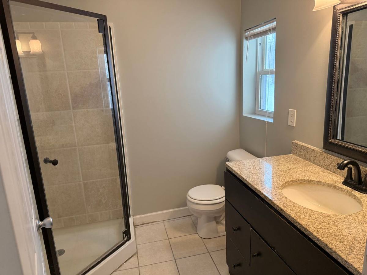 Apartment for rent at 10016 10020 Austin Rd, Jackson, MI 49201