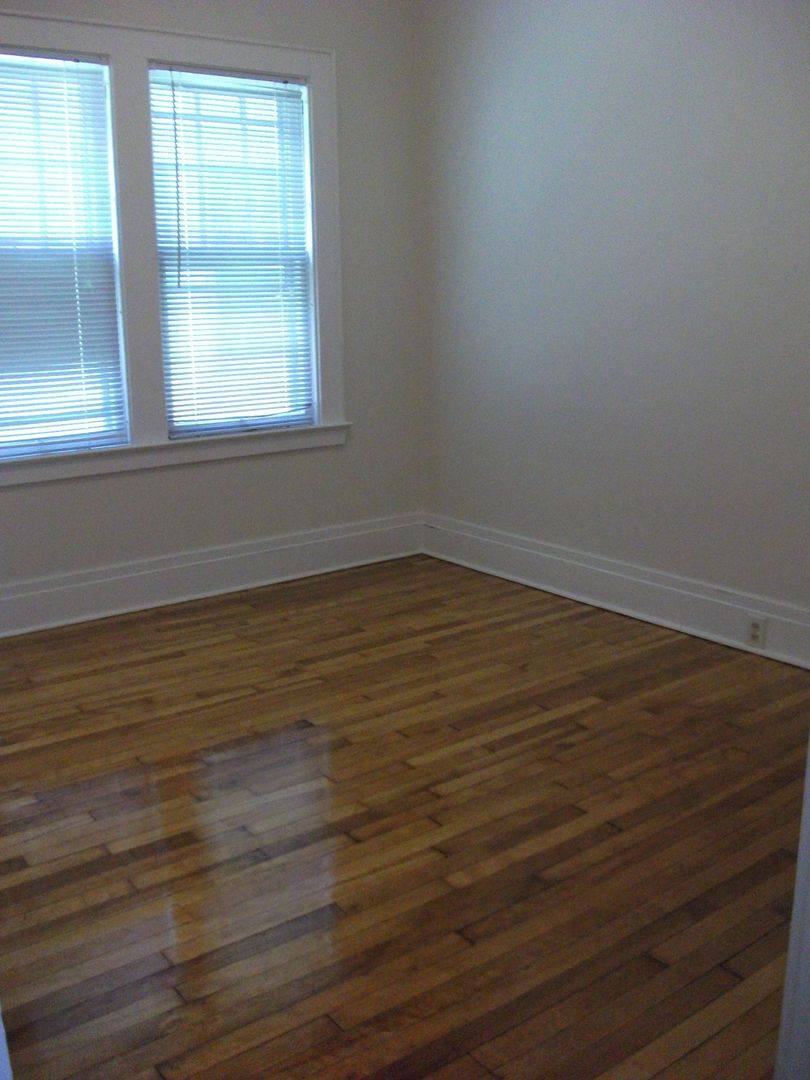 Apartment for rent at 622-24 Euclid Ave, Syracuse, NY 13210