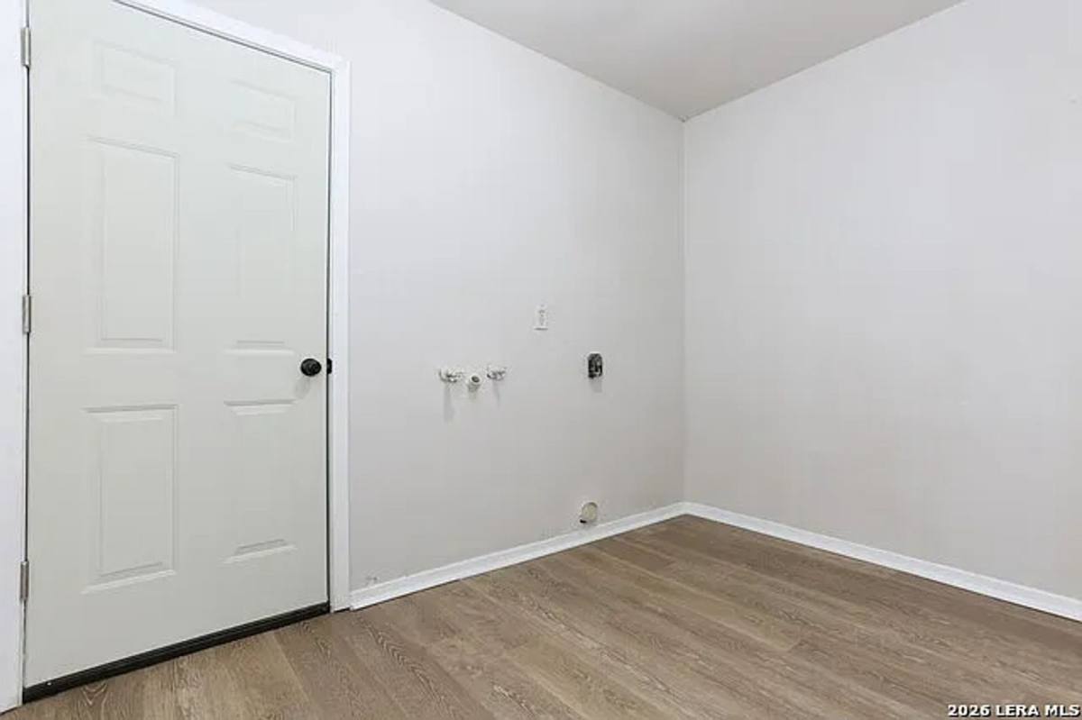 House for rent at 2027 Leesburg, San Antonio, TX 78220