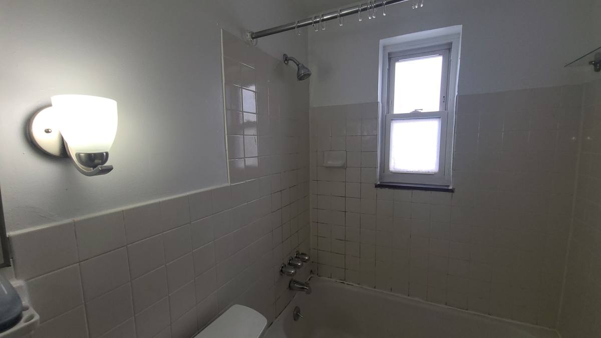 Apartment for rent at 711 Wisteria Ave, Pittsburgh, PA 15228