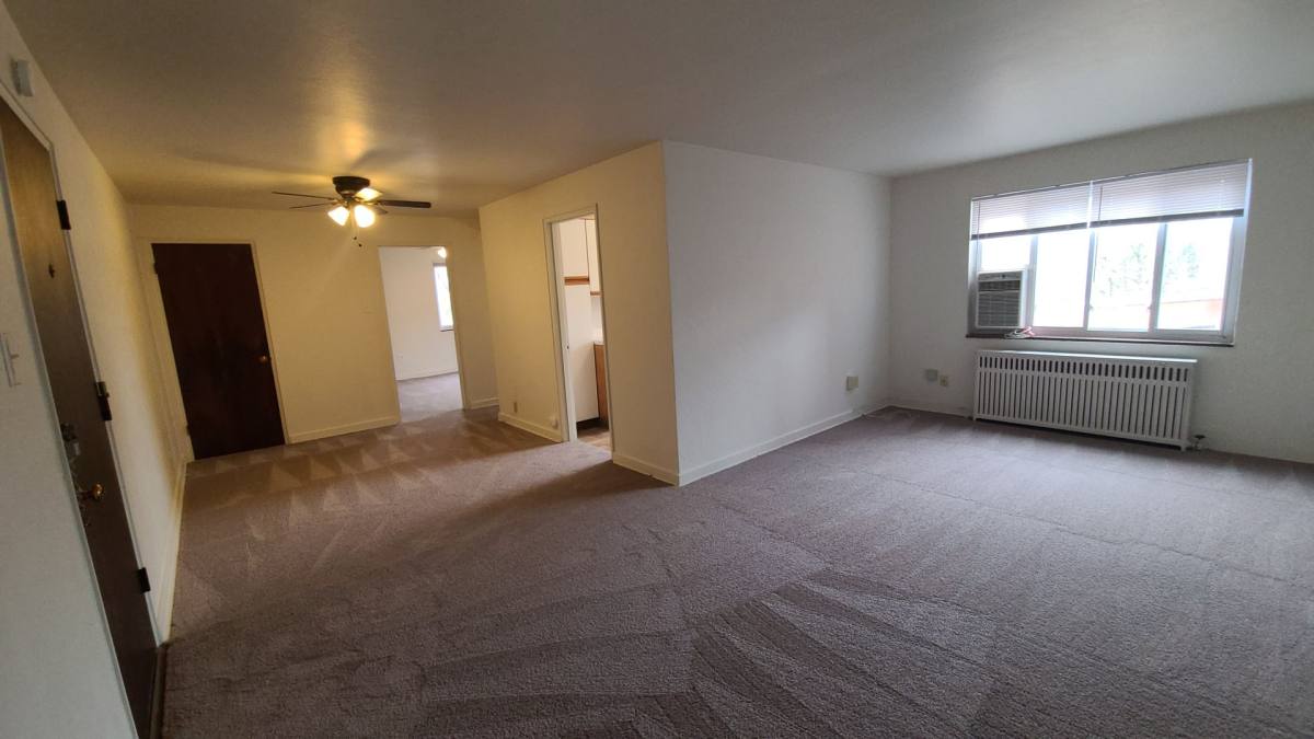 Apartment for rent at 711 Wisteria Ave, Pittsburgh, PA 15228