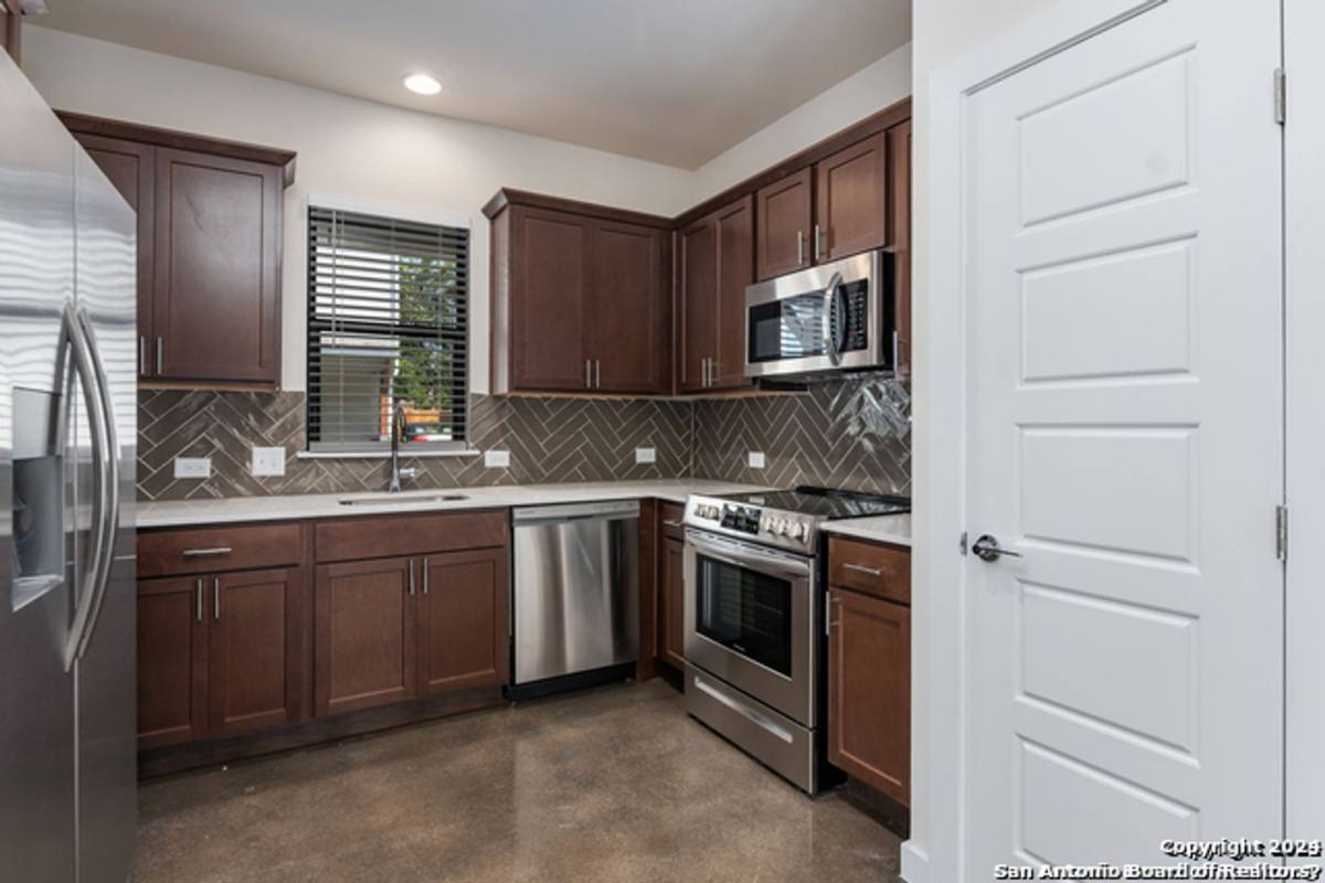 House for rent at 211 Utah St, San Antonio, TX 78210