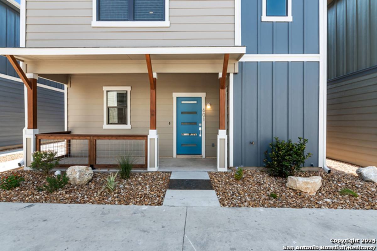House for rent at 211 Utah St, San Antonio, TX 78210