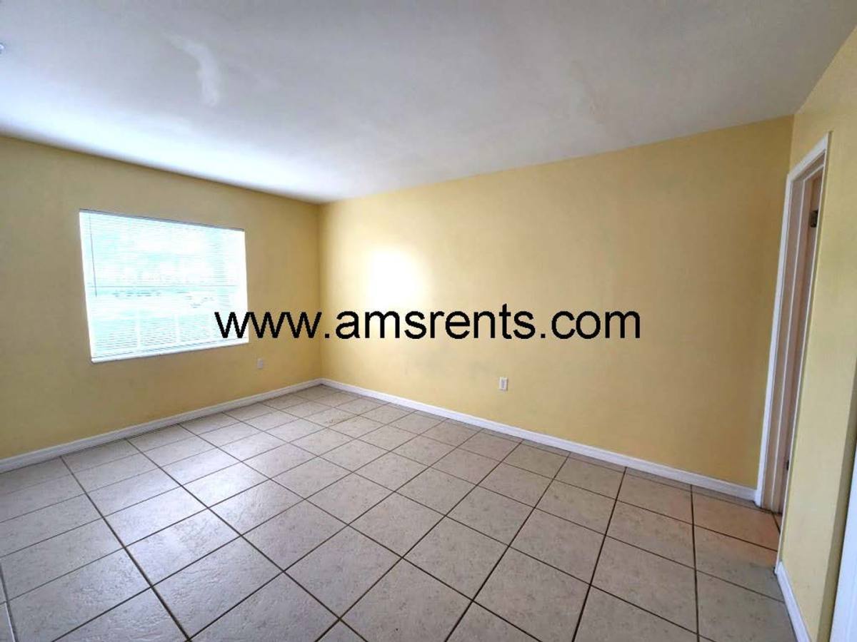 Condo for rent at 1406 W Holden Ave, Orlando, FL 32839