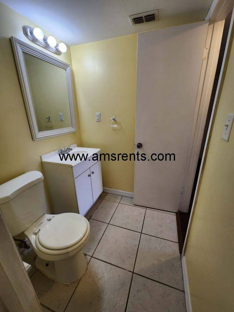 Condo for rent at 1406 W Holden Ave, Orlando, FL 32839