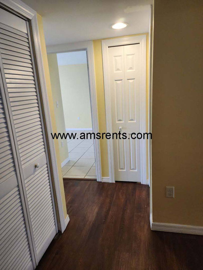 Condo for rent at 1406 W Holden Ave, Orlando, FL 32839