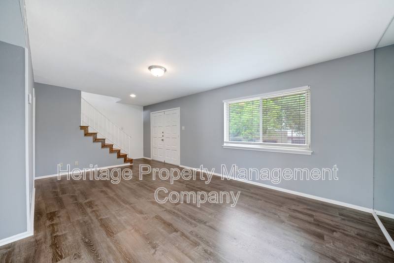 Townhouse for rent at 10958 Crown Park, San Antonio, TX 78239