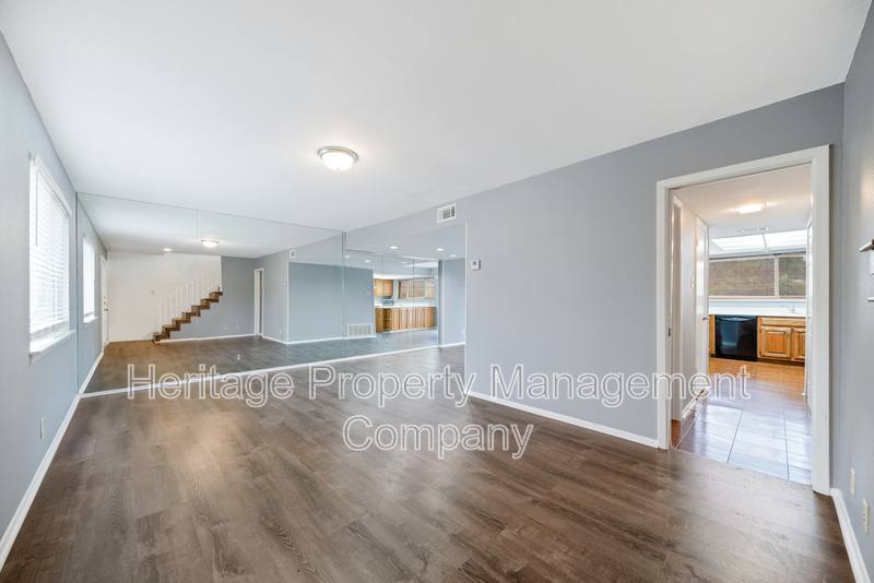 Townhouse for rent at 10958 Crown Park, San Antonio, TX 78239