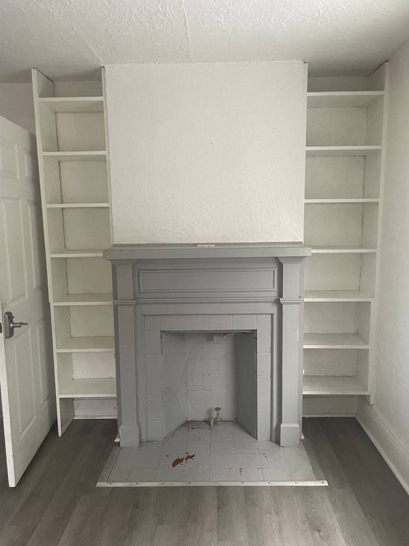 Apartment for rent at 529 Nancy St, Charleston, WV 25311
