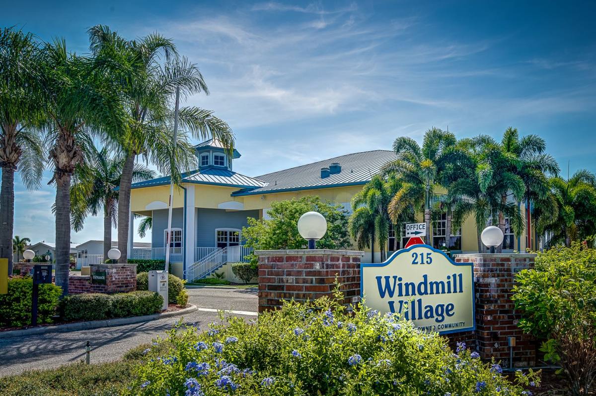 Apartment for rent at 16 Freeman Ave, Punta Gorda, FL 33950