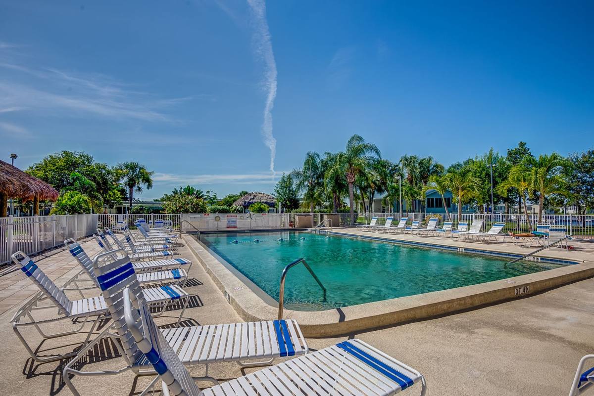 Apartment for rent at 16 Freeman Ave, Punta Gorda, FL 33950