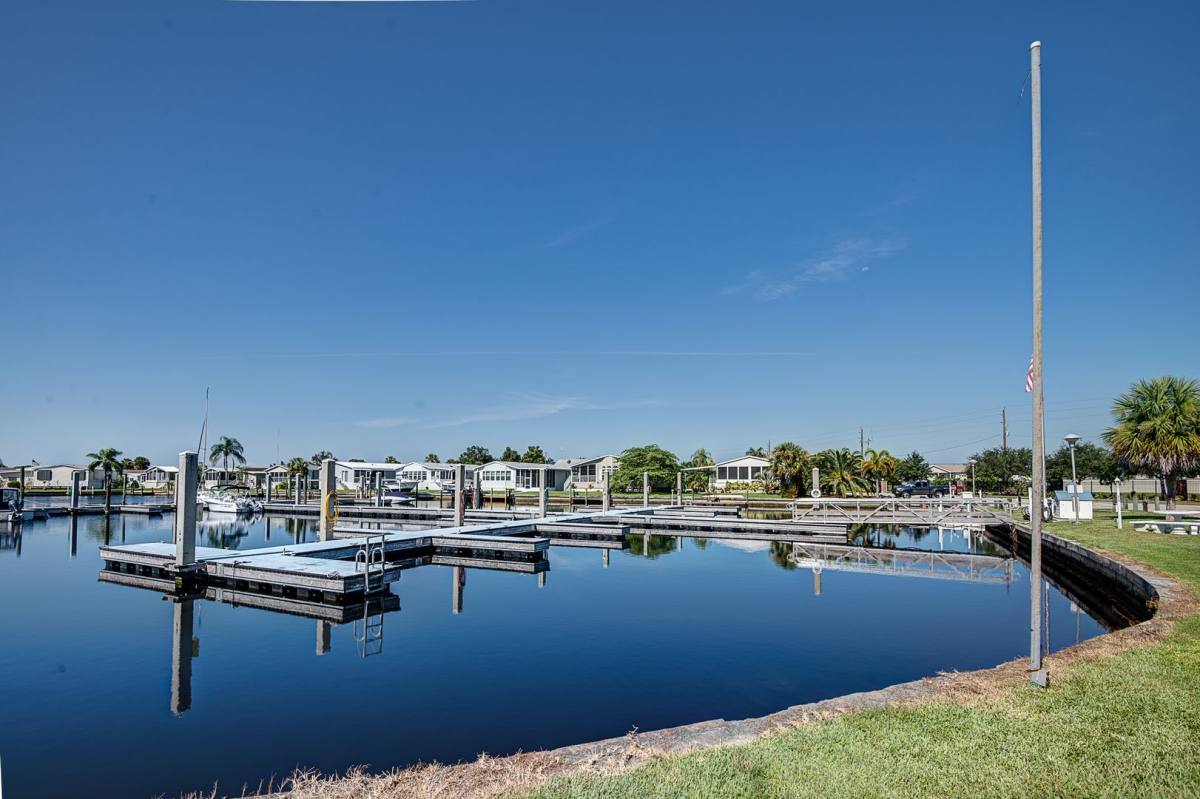 Apartment for rent at 16 Freeman Ave, Punta Gorda, FL 33950