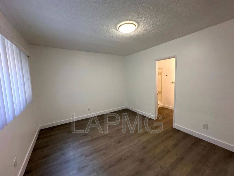 House for rent at 853 W Beach Ave #5, Inglewood, CA 90302