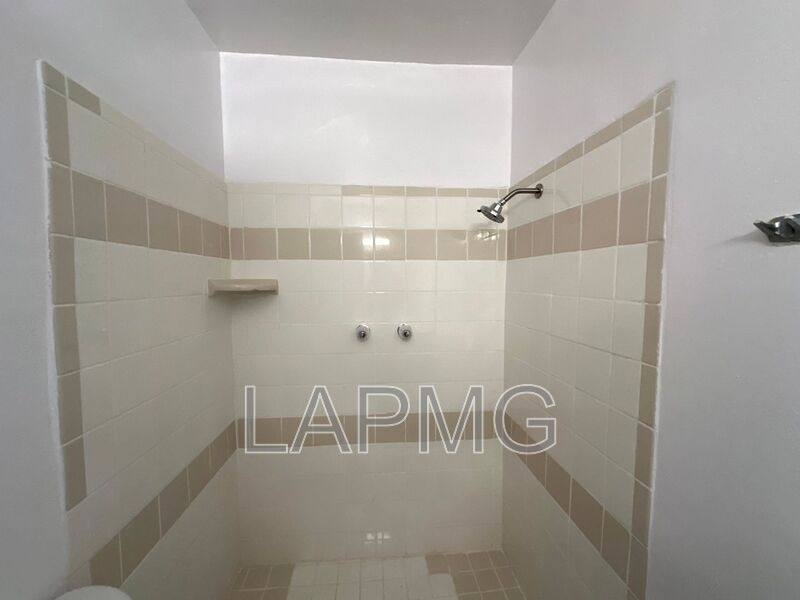 House for rent at 853 W Beach Ave #5, Inglewood, CA 90302