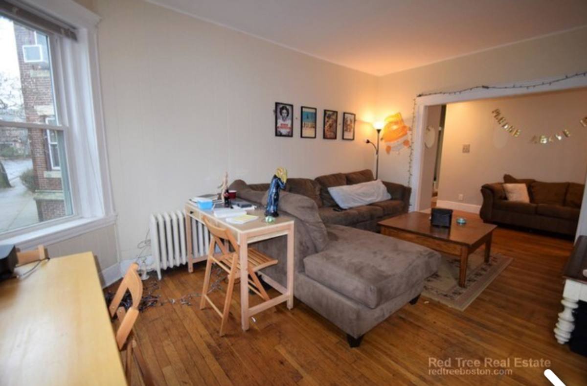 Apartment for rent at 170 Thorndike St #11, Brookline, MA 02446