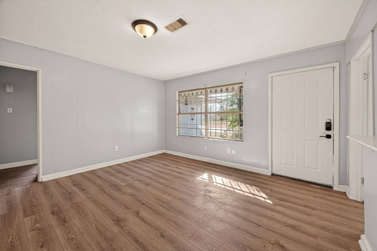 House for rent at 5315 Bellfort Ave, Houston, TX 77033