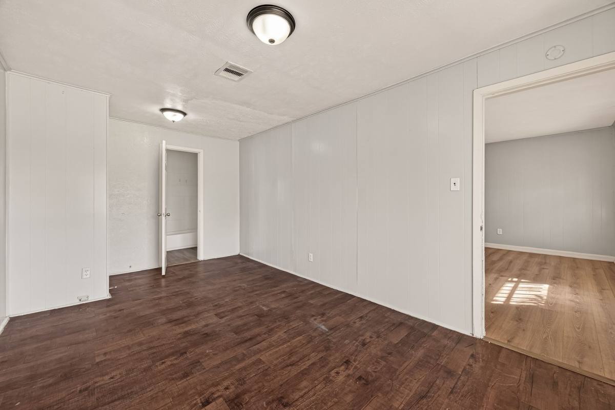 House for rent at 5315 Bellfort Ave, Houston, TX 77033