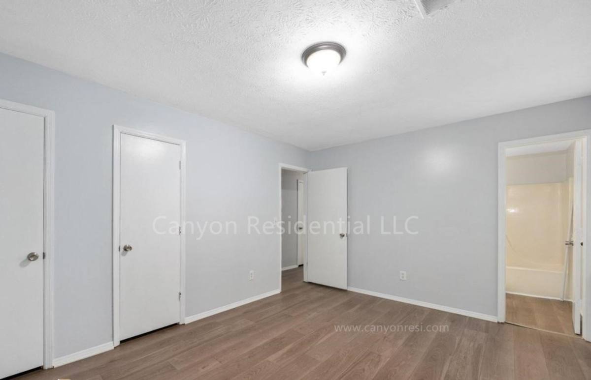 House for rent at 5825 Vernier Dr, Atlanta, GA 30349