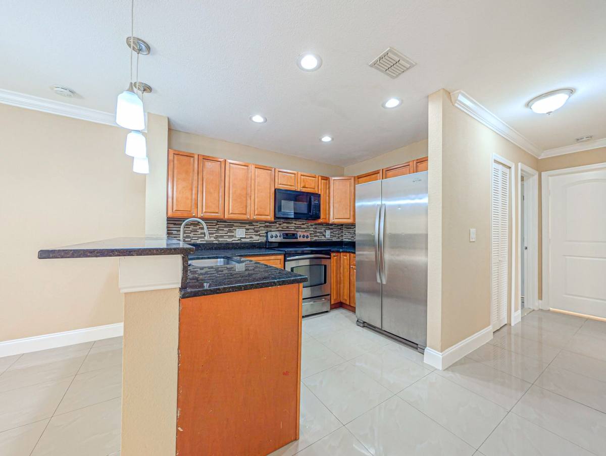 Apartment for rent at 6022 Westgate Dr #101, Orlando, FL 32835