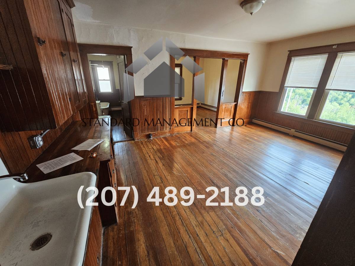 Apartment for rent at 201 Waldo St, Rumford, ME 04276