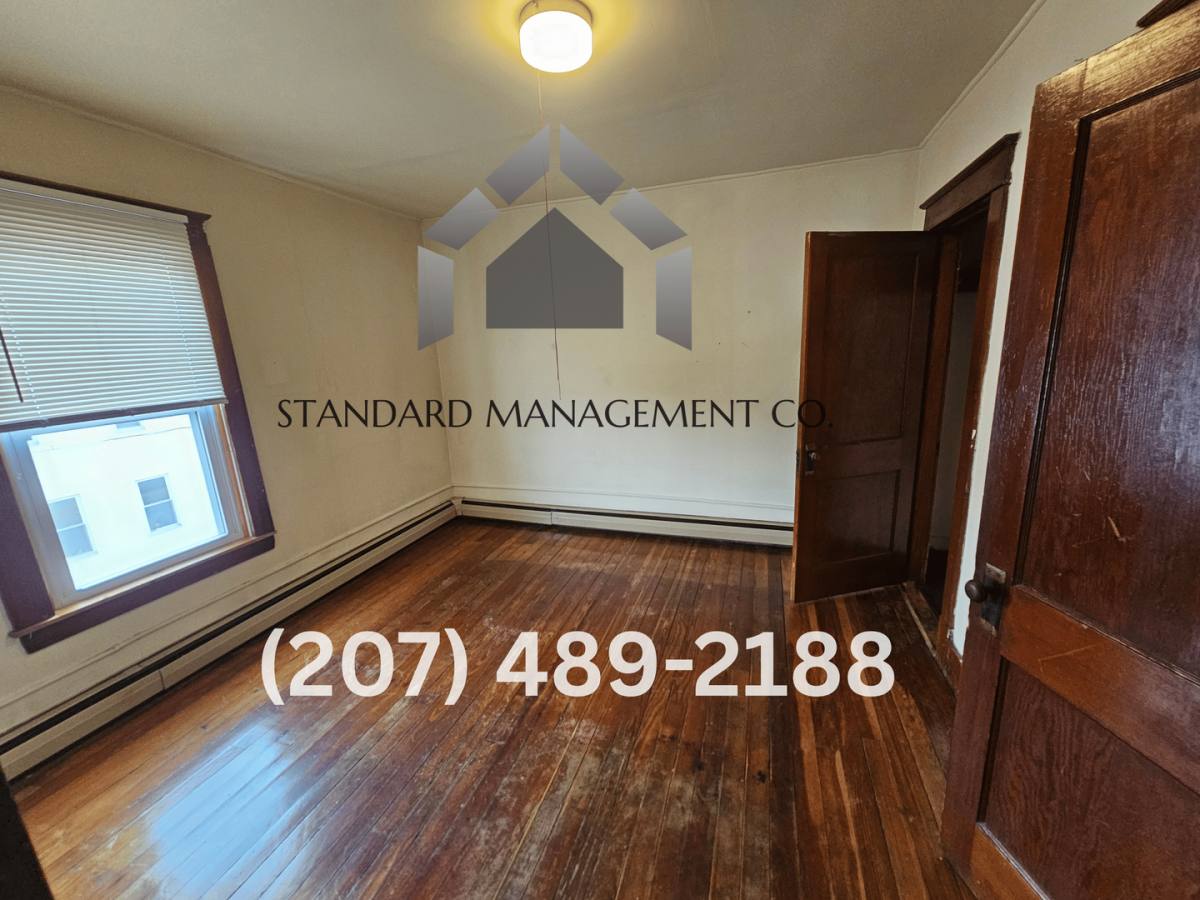 Apartment for rent at 201 Waldo St, Rumford, ME 04276