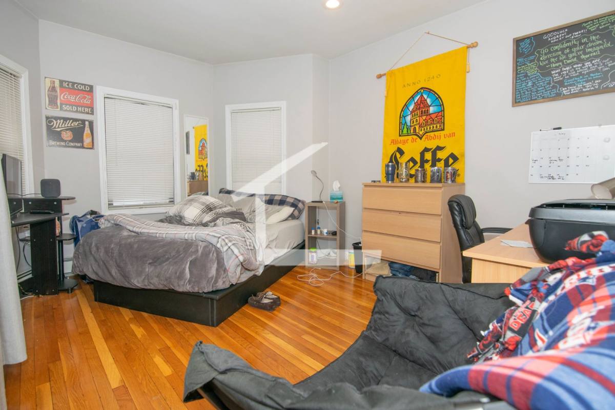 Apartment for rent at 123 Glenville Ave #1, Allston, MA 02134
