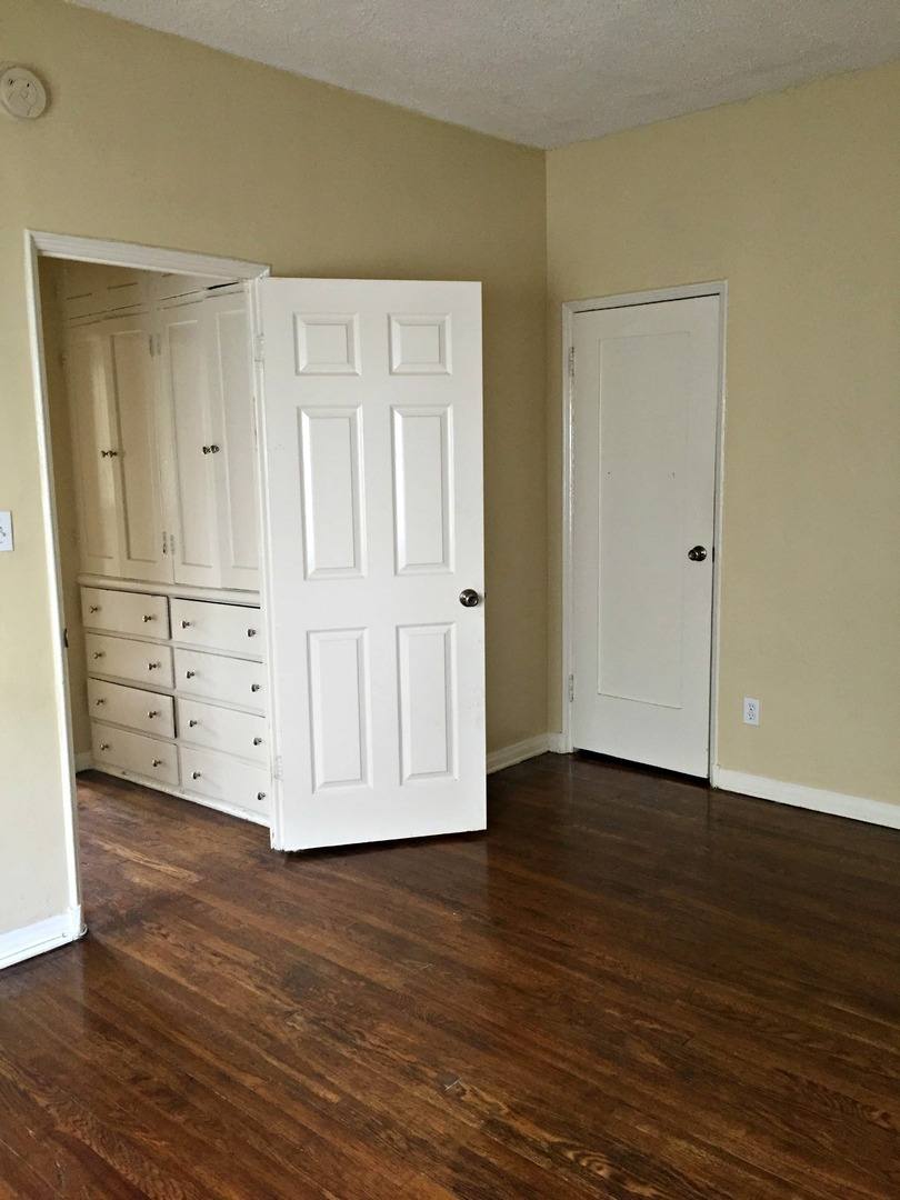 Apartment for rent at 1269 S Citrus Ave, Los Angeles, CA 90019