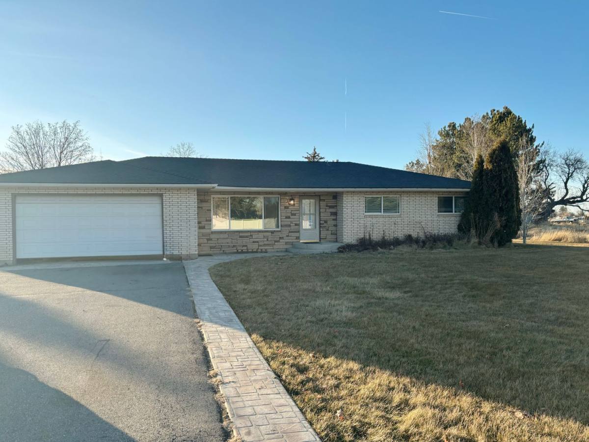 House for rent at 147 N 3900 E, Rigby, ID 83442