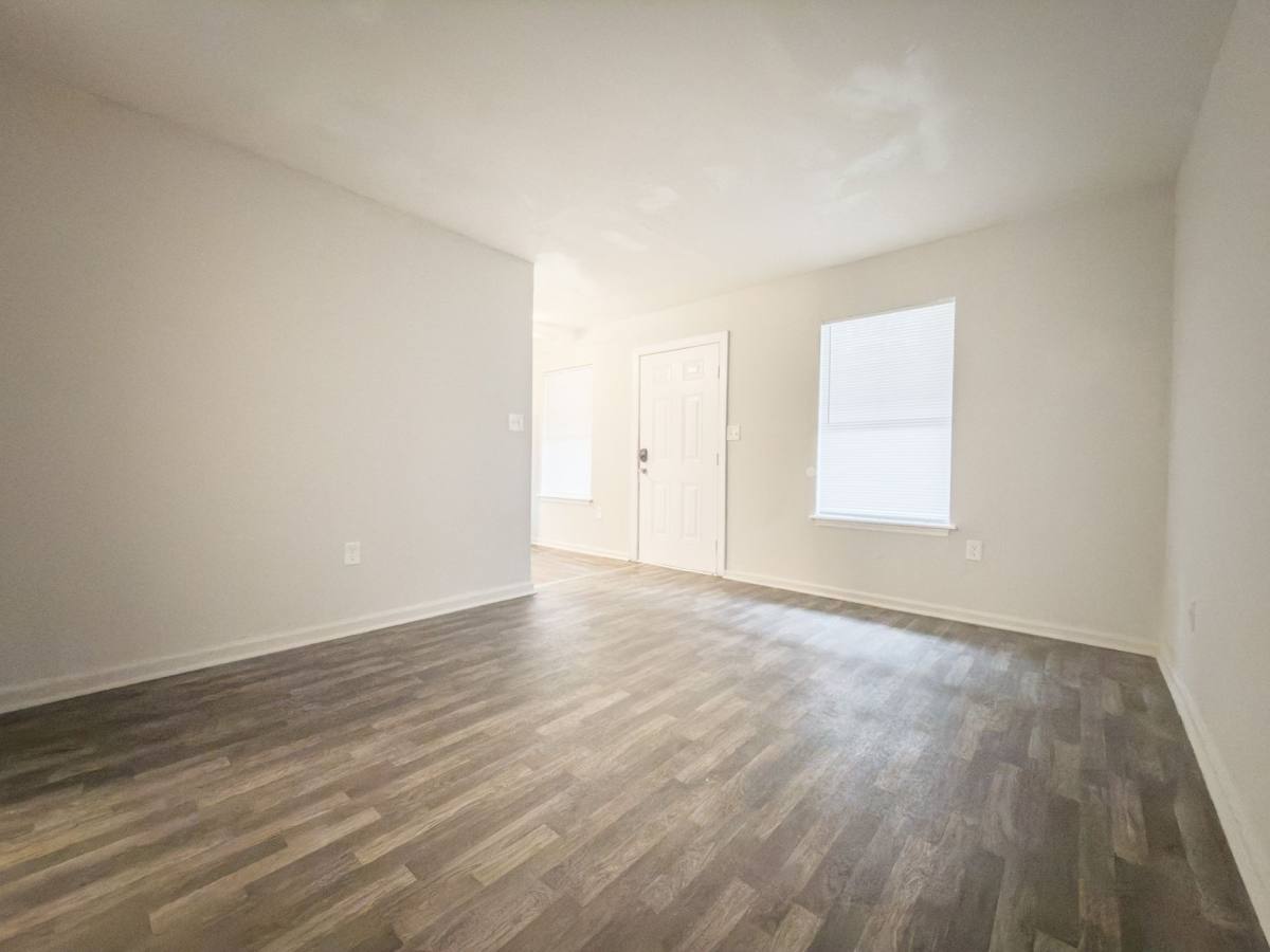 Apartment for rent at 5555 Mole Lane, Charleston, SC 29406