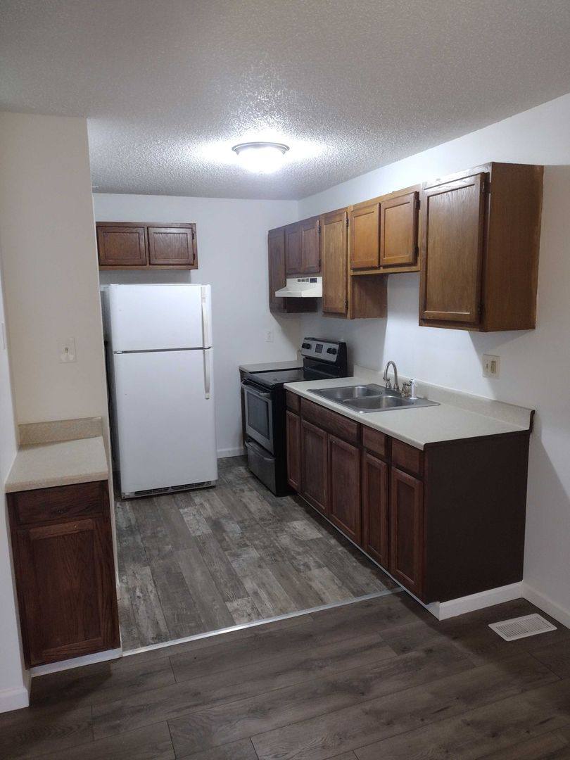 Apartment for rent at 8743 Commercial Blvd, Pevely, MO 63070