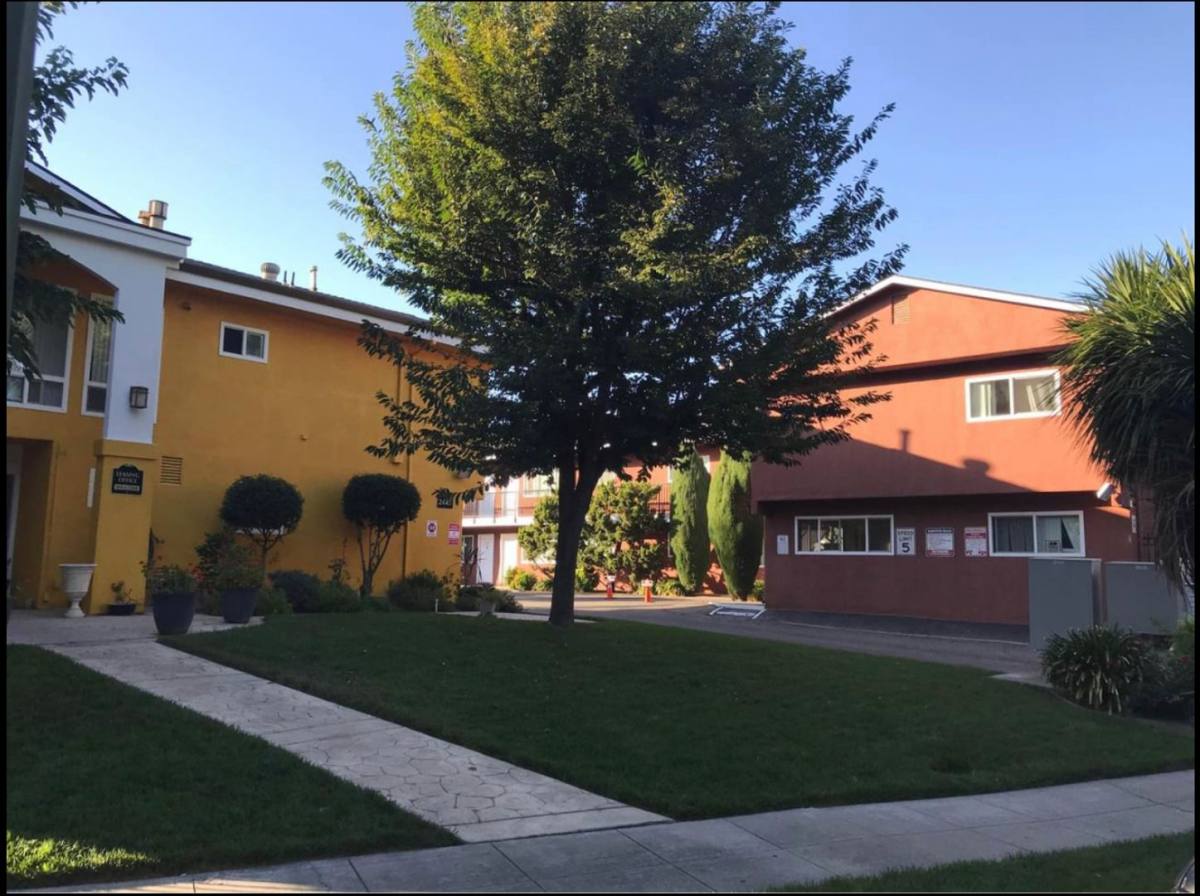 Apartment for rent at 2435 Rinconada Dr, San Jose, CA 95125