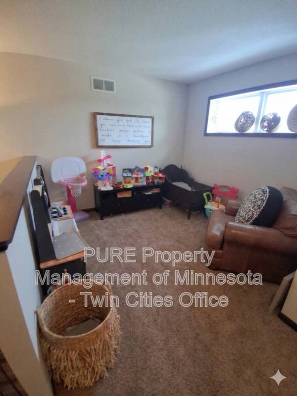 House for rent at 1704 Basswood Court, Carver, MN 55315