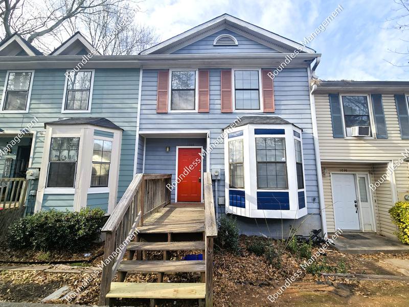 Townhouse for rent at 1036 Thornwoode Lane, Stone Mountain, GA 30083