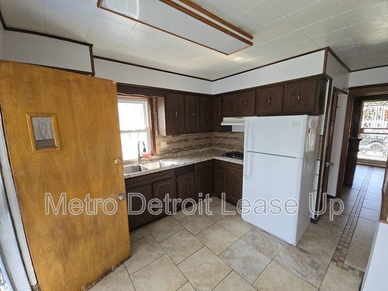 House for rent at 3759 Columbus St, Detroit, MI 48206