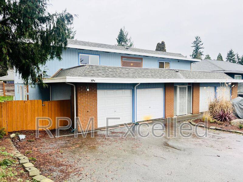 Apartment for rent at 2500 S 286th Place #C, Federal Way, WA 98003