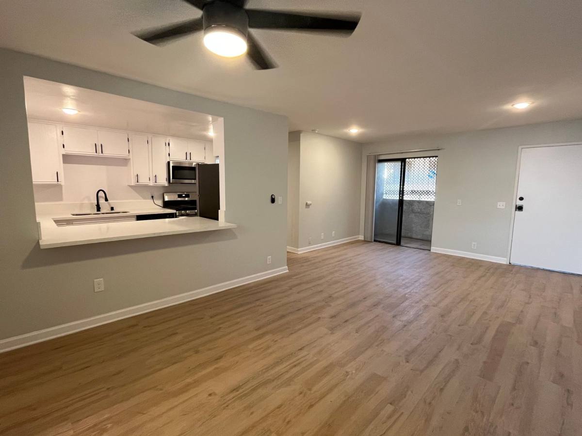 Apartment for rent at 420 W Windsor Rd, Glendale, CA 91204