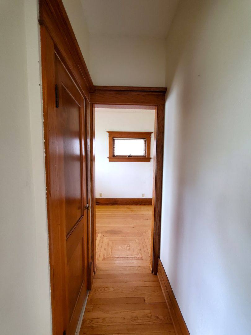 Apartment for rent at 313 Denver St, Waterloo, IA 50701